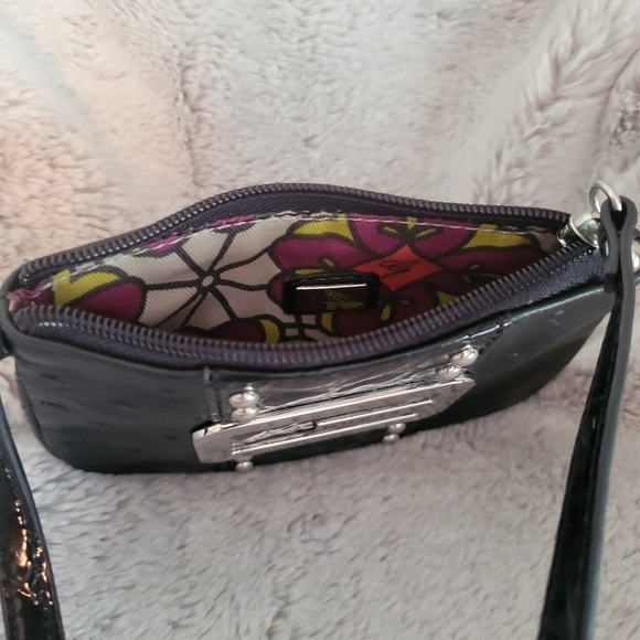 YK2 GUESS wristlet wallet - Picture 5 of 6